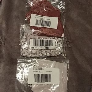 NEW - VS Brazilian panties - Large